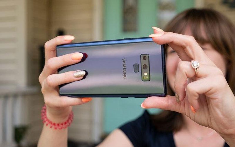 Bản cập nhật đầu tiên của Note 9 có tính năng nào mới?